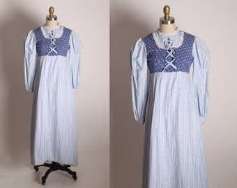 1970s Blue and White Floral Striped Prairie Cottagecore Flannel Long Sleeve Faux Lace Up Corset Style Dress with Matching Shawl Wrap -S