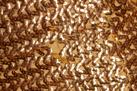 1960s Gold Metallic Sequin Bracelet Sleeve High C… - image 10
