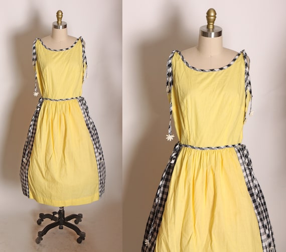 1950s Yellow, Black and White Gingham Waist Tie and Shoulder Tie Daisy Flower Detail Fit and Flare Dress -L