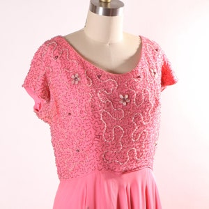 1960s Pink Short Sleeve Swirl Floral Beaded Chiffon Overlay Plus Size Volup Dress L image 7