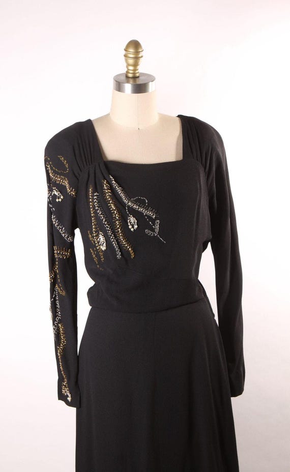 1940s Black Long Sleeve Beaded and Sequin Floral Flower Full