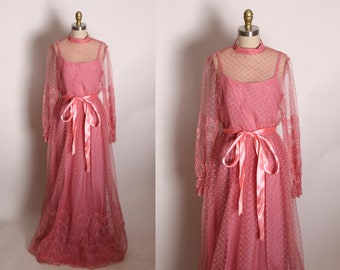 1970s Dusty Rose Pink Sheer Lace Long Sleeve Full Length Formal Prom Pageant Dress -XS