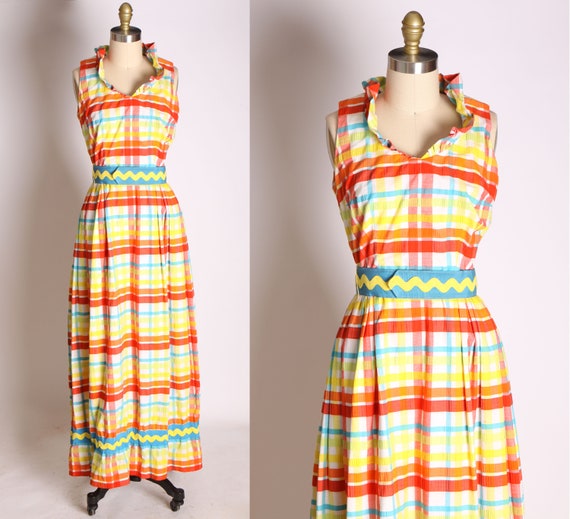 1960s Red Blue Green and Yellow Plaid Zig Zag Full