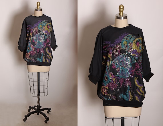 1970s Black, Blue, Pink and Yellow Painted Glitter Novelty Bird African Gray Batwing Pullover Blouse Sweatshirt by Geste of Florida