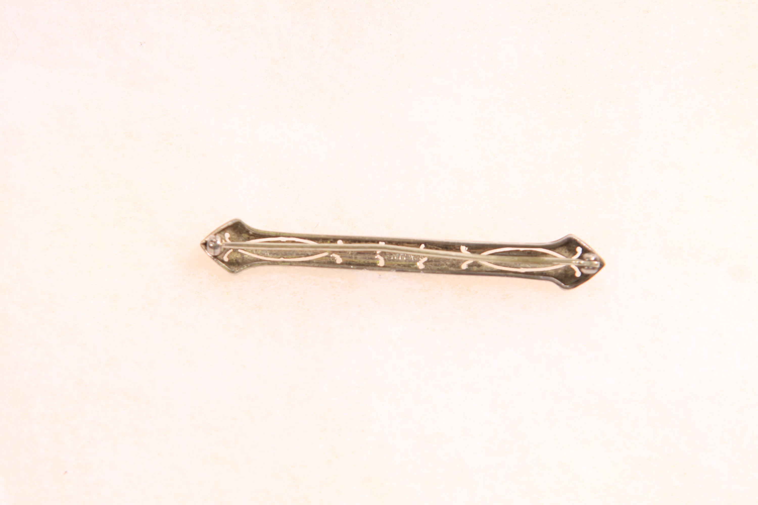 Broche monogramme de sterling - France