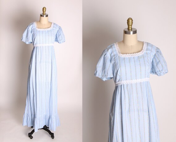 1970s Light Blue and White Gingham Floral Trim Emp