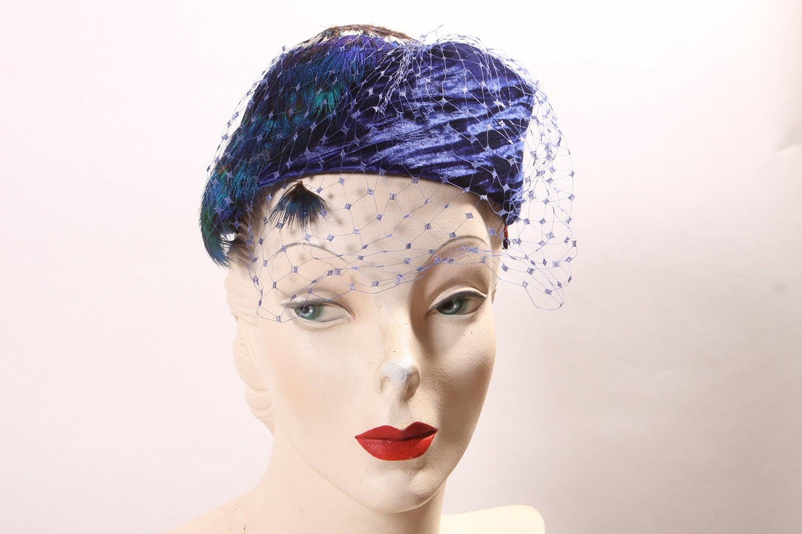 STUNNING… Vintage Velvet Royal Blue veiled hat… PERFECT CONDITION Vintage Royal Blue Velvet Hat With Peacock Feather Veil - Etsy main image 3