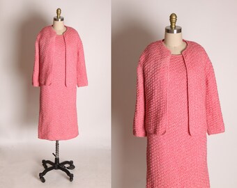 Early 1960s Bright Pink Silver Lurex Sleeveless Knit Wiggle Dress with Matching Long Sleeve Jacket Two Piece Dress -S