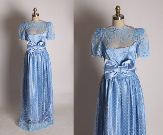 1970s Powder Blue Short Sleeve Sheer Lace Bodice Bow Puffy Sleeve Full Length Formal Prom Dress -XS