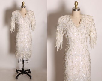 1980s White Short Sleeve Flame Fringes Sequin Beaded Flapper Style Dress by Carina -S