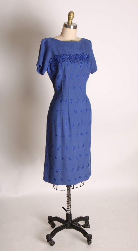 1950s Blue Floral Embroidery Short Sleeve Wiggle … - image 5