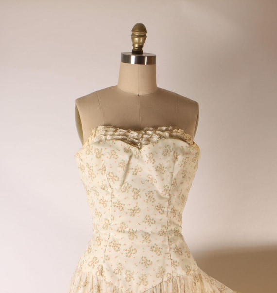 1940s Cream Off White Pink and Green Floral Bow Flocked Velvet Strapless Floor Length Formal Dress 1940s Cream Off White Pink and Green Floral Bow Flocked Velvet Strapless Floor Length Formal Dress