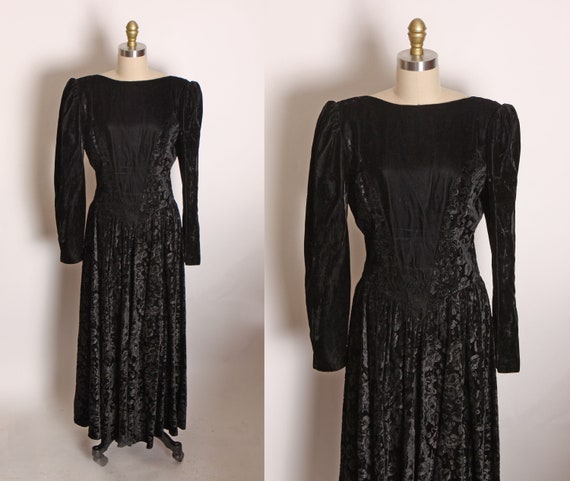 1980s Black Velvet Floral Burnout Long Sleeve Fit and Flare Gothic Dress by Jessica McClintock -L