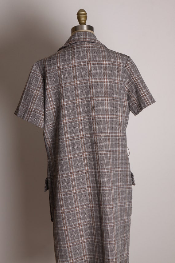 1970s Brown, Tan and White Plaid Short Sleeve But… - image 8