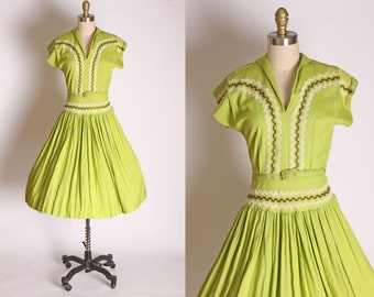 1950s Chartreuse Green Short Sleeve Drop Waist Brown and White Ric Rac Zig Zag Embroidery Patio Western Dress -S