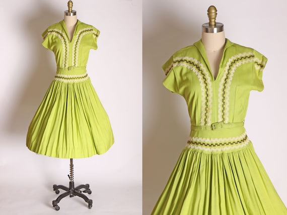 1950s Chartreuse Green Short Sleeve Drop Waist Brown and White Ric Rac Zig Zag Embroidery Patio Western Dress -S