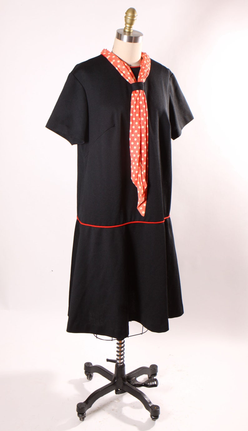 1960s Black and Red Short Sleeve Plus Size Volup Red Trim Polka Dot Scarf Scooter Dress by ShipShape XL image 7