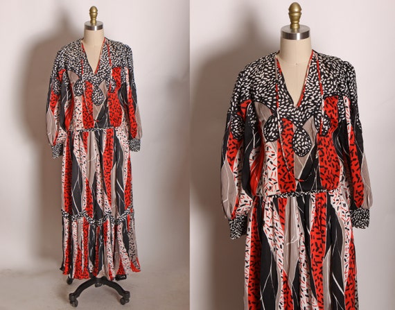 1980s Two Piece Black, Red and White Abstract Print Blouse with Matching Skirt Outfit by Indigo Lites