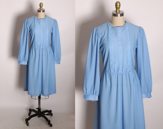 1970s Blue Long Sleeve Floral Lace Panel Insert Dress by Cathy Sue -M