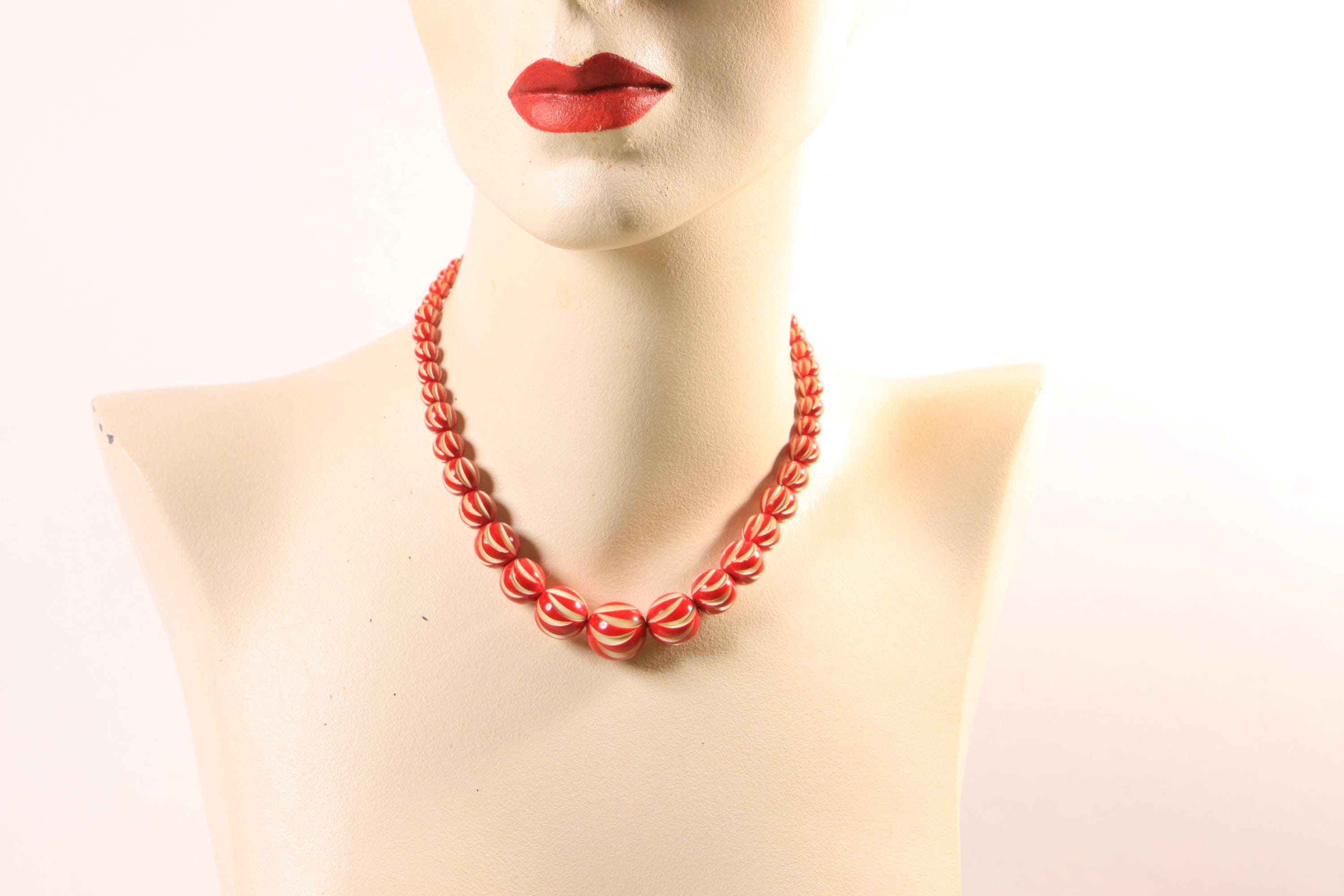 Collier Vintage En Galalithe Beige - Longueur 69 Cm - Bijou Fantaisie Rétro - Occasion
