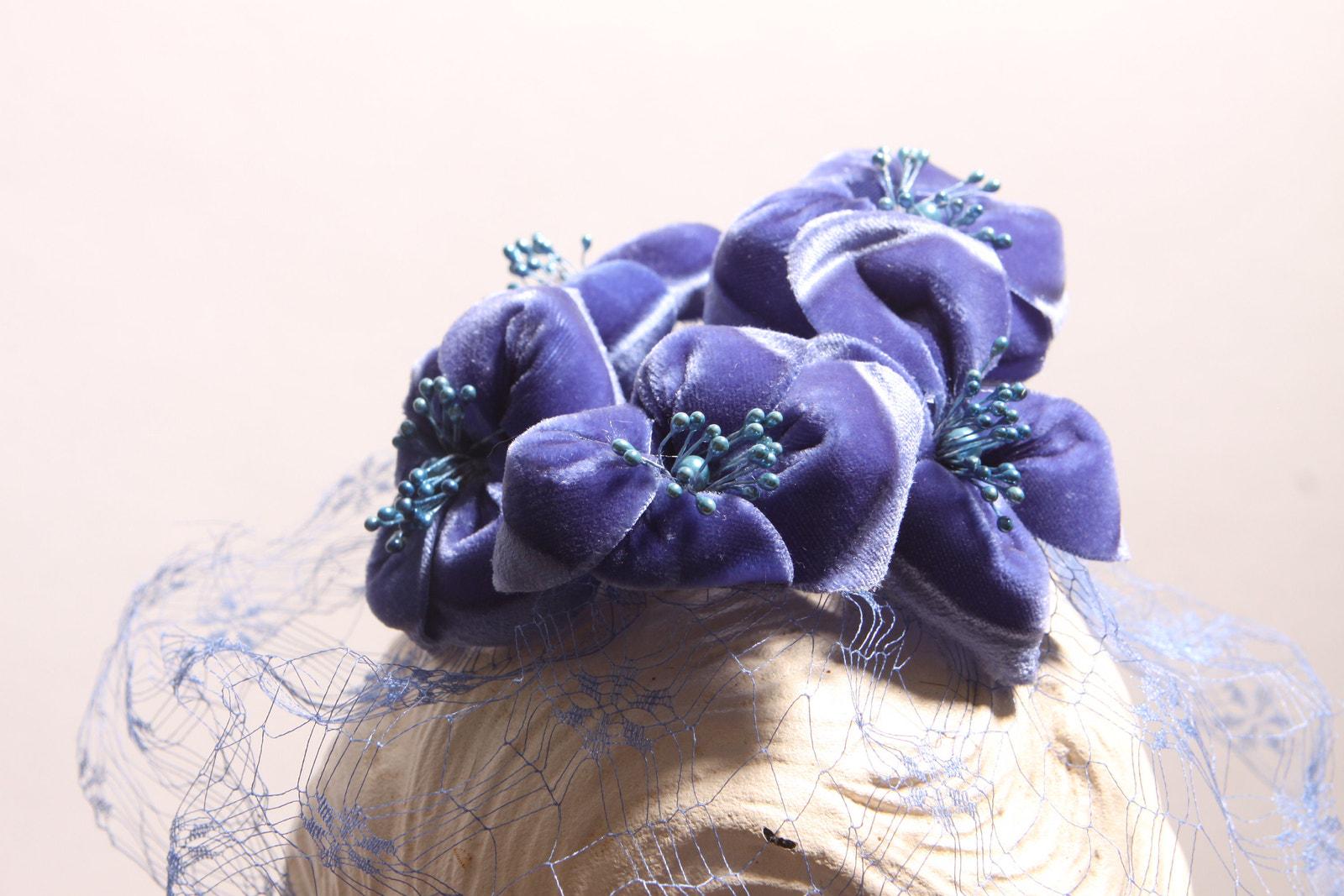 vintage style blue fascinator velvet flower 1950s style millinery hat with veil 1950s Blue Purple Velvet Floral Veil Fascinator Hat Hair  main image 3