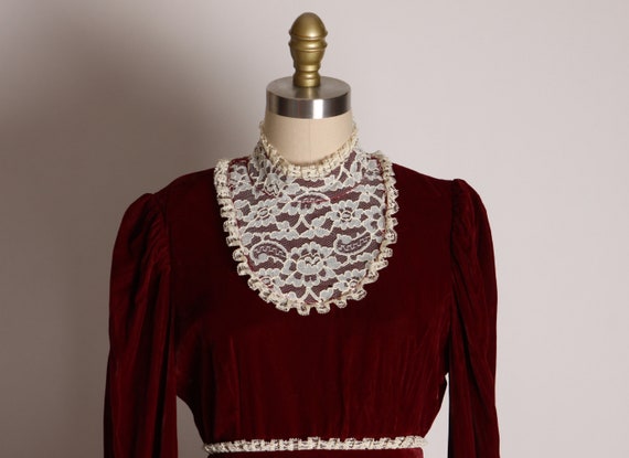 1970s Burgundy and White High Collared Long Sleev… - image 3