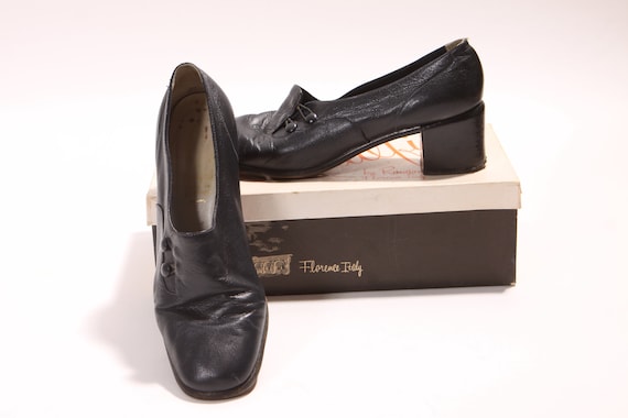 1960s Black Button Detail Short High Heel Shoes by Amalji by Rangoui -Size 7 1/2