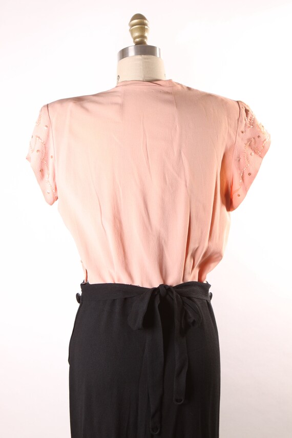 1940s Pink and Black Sequin Detail Short Sleeve D… - image 9