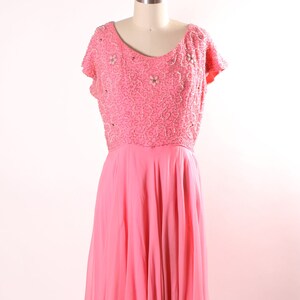 1960s Pink Short Sleeve Swirl Floral Beaded Chiffon Overlay Plus Size Volup Dress L image 2