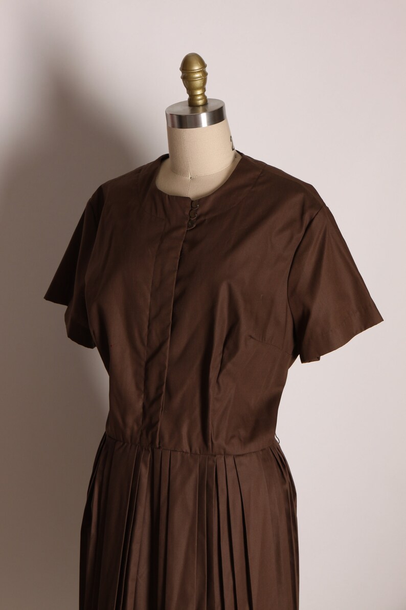 1950s Chocolate Brown Short Sleeve Button Up Shirtdress Plus Size Volup Dress by Georgia Griffin Fashions 2XL image 5