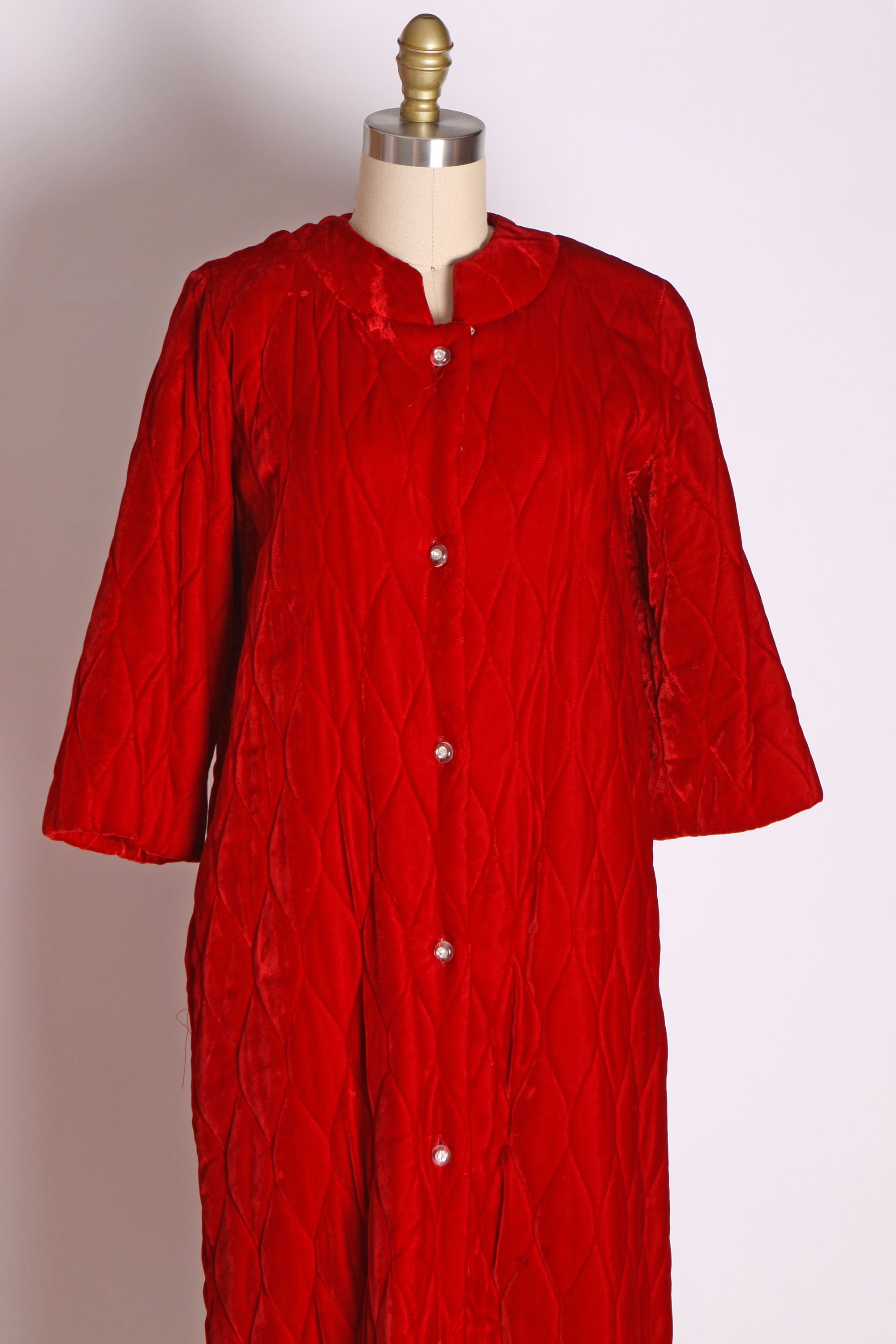 1950s 1960s Plush Red Velvet Quilted Button Down Robe -L