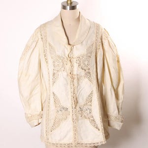 Antique 1800s 1900s Victorian Edwardian Long Sleeve Irish Lace Cream Off White Button Closure Jacket -L