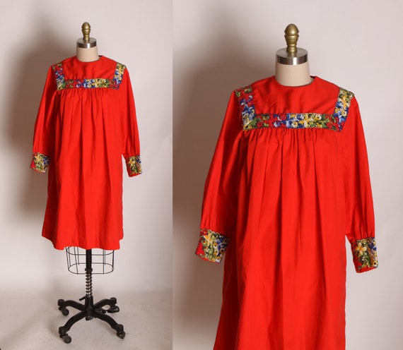 1960s Red, Blue and White Floral Trim Embroidery Detail Boho Hippie Long Sleeve Tent Mini Dress by Chas L. Lewis -L