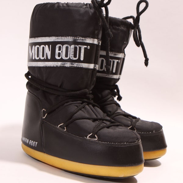 Jaren '80 Zwart-wit Lace Up Puffy Unisex Young Adult Petite Woman Winter Boots door Moon Boots -US 5