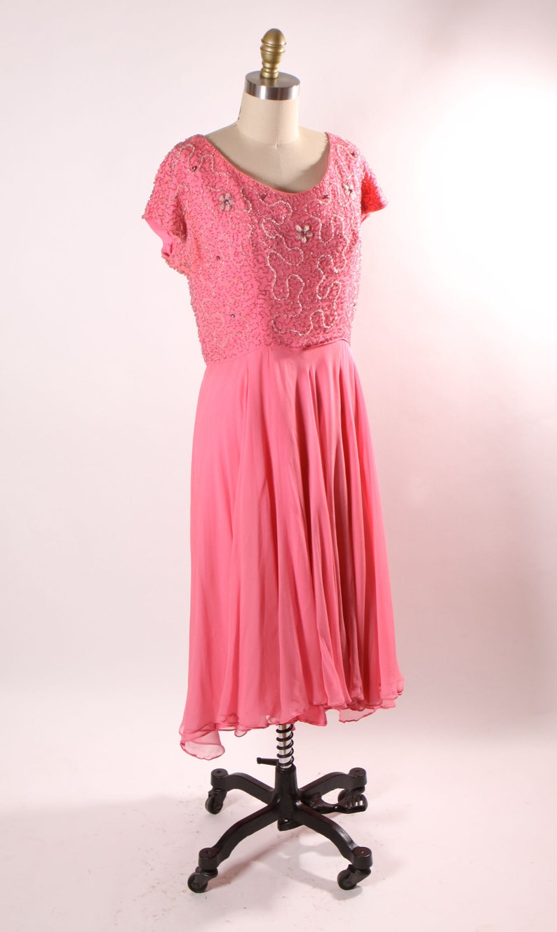 1960s Pink Short Sleeve Swirl Floral Beaded Chiffon Overlay Plus Size Volup Dress L image 8