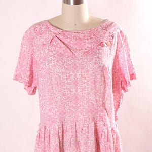 1960s Pink and White Swirl Short Sleeve Button Detail Plus Size Volup Dress by Sears -1XL