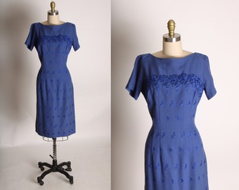 1950s Blue Floral Embroidery Short Sleeve Wiggle Dress -M