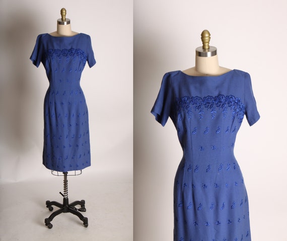 1950s Blue Floral Embroidery Short Sleeve Wiggle … - image 1