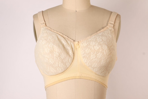 1970s Beige Skin Tone Floral Lace Inflatable Bra by F… - Gem
