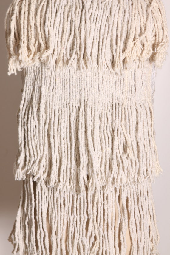 1970s 1980s Natural Fiber Woven Fringe Mop Open F… - image 7