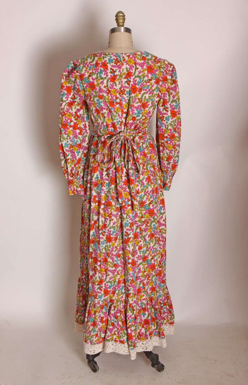 1970s Pink, Red and Blue Floral Flower Power 3/4 Length Sleeve Prairie Cottagecore Dress M image 9