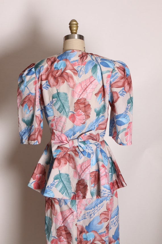 1980s Light Pink and Blue Floral Foliage Half Sle… - image 8