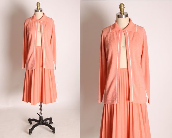 1960s Peach Pink Orange Long Sleeve Button Collar Knit Jacket with Matching Pleated Skirt by Talbott Travler -S