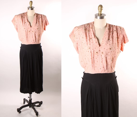 1940s Pink and Black Sequin Detail Short Sleeve D… - image 1