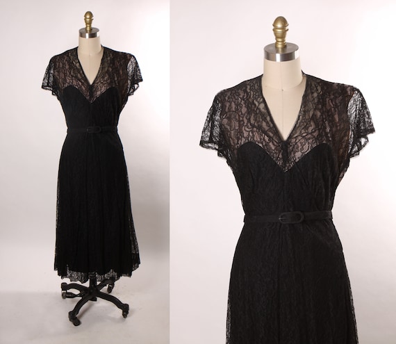 1940s Sheer Black Lace Short Sleeve Gothic Sweetheart Neckline Fit and Flare Dress -M