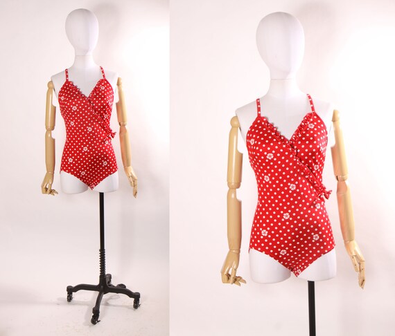 1970s Red and White Floral Criss Cross Back Polka Dot Ruffle One Piece Swimsuit by JCPenney -S