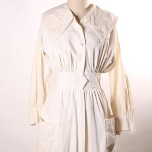 Antique Late 1800s 1890s-1900s White Long Sleeve Wide Collar Pocketed Dress -S