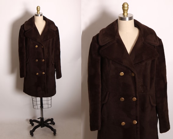 1970s Dark Brown Faux Fur Gold Tone Button Up Long Sleeve Fuzzy Coat by Trail Tracer