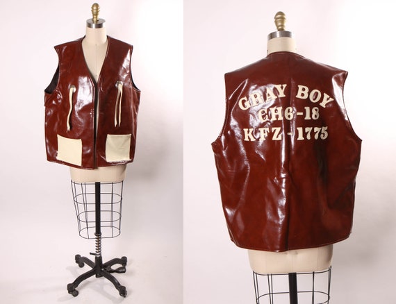 1970s 1980s Burgundy and White Vinyl Novelty Veterans Motorcycle Club Womens Western Style Gray Boy Vest -XL