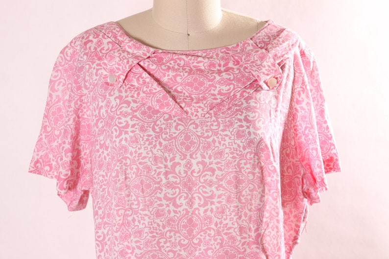 1960s Pink and White Swirl Short Sleeve Button Detail Plus Size Volup Dress by Sears 1XL image 3